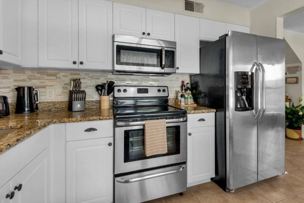 Private Oasis, Pool, Downtown Pns & Beach 3Br-2,5Bt Pensacola Exterior foto